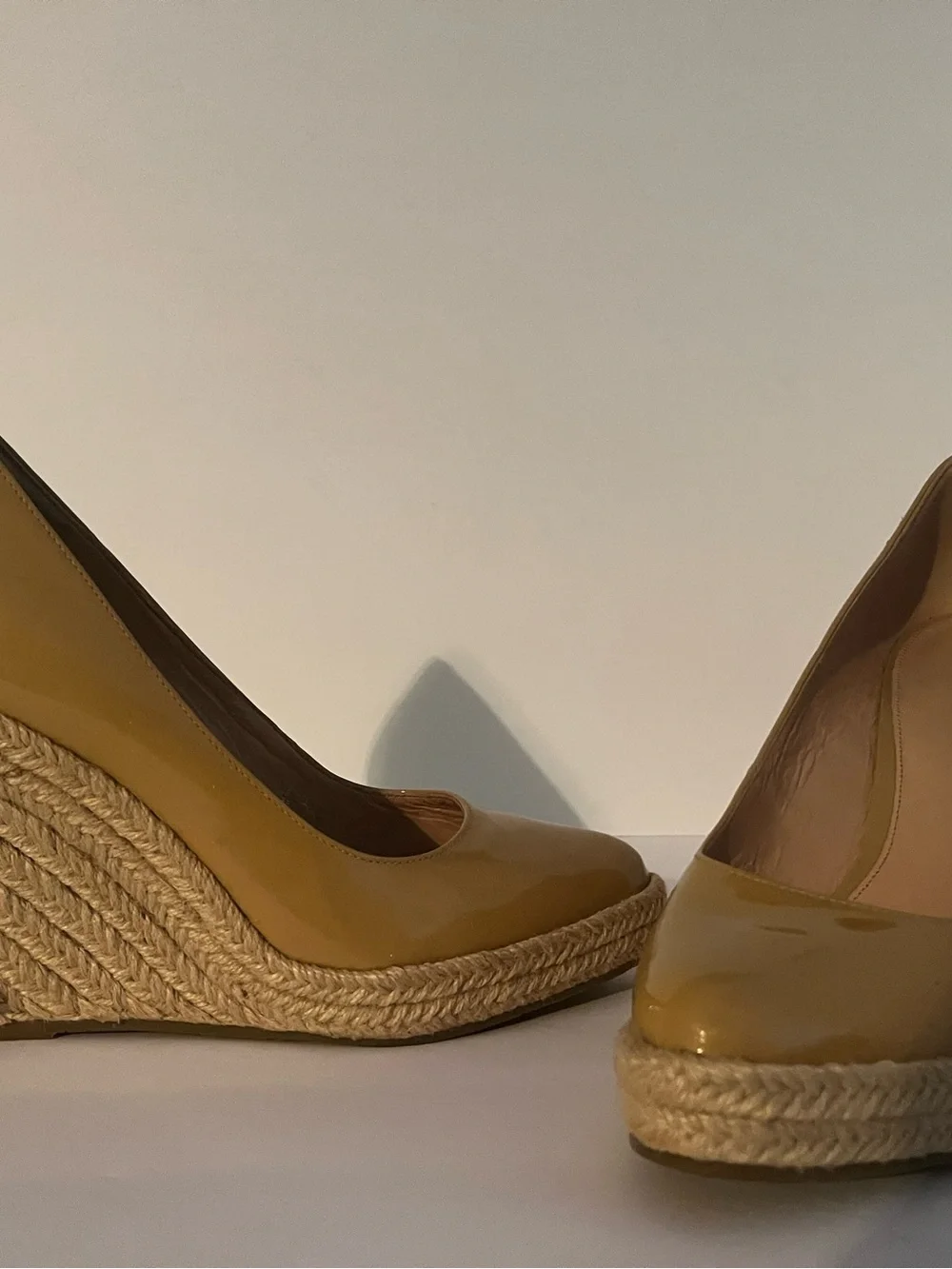 Via Spiga glossy mustard